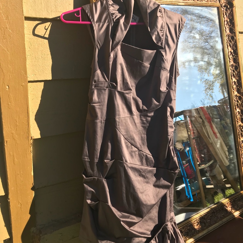 Unique Evening Dress! Size 4 Joseph Ribkoff